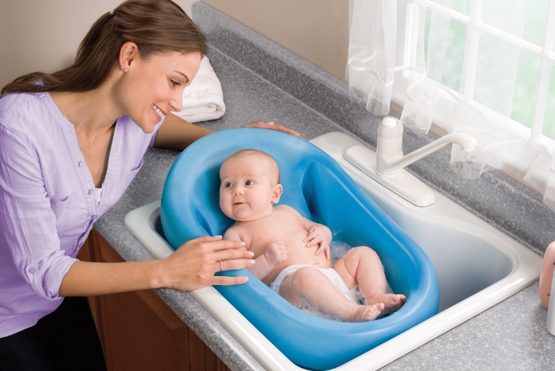 Cách giữ ấm cho trẻ sơ sinh khi tắm